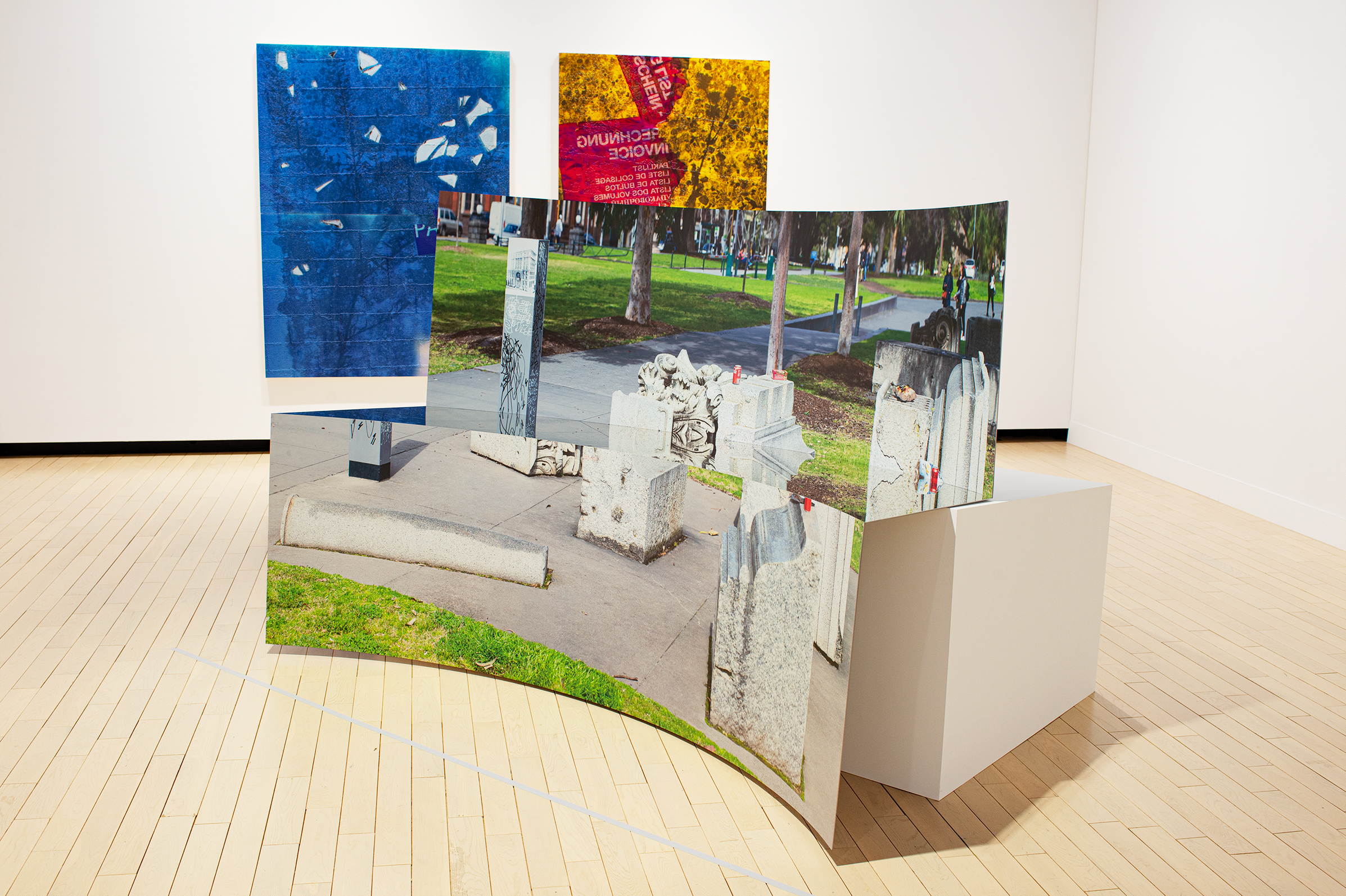 ����͐G���